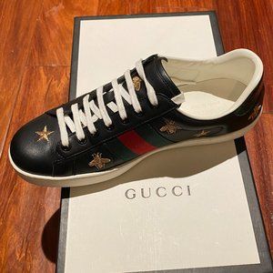 GUCCI MEN LEATHER BEE LOW TOP SNEAKER SIZE 7.5G